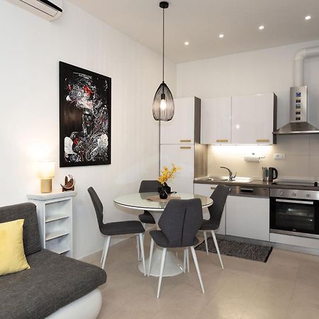 Moon Apartment Split Extérieur photo