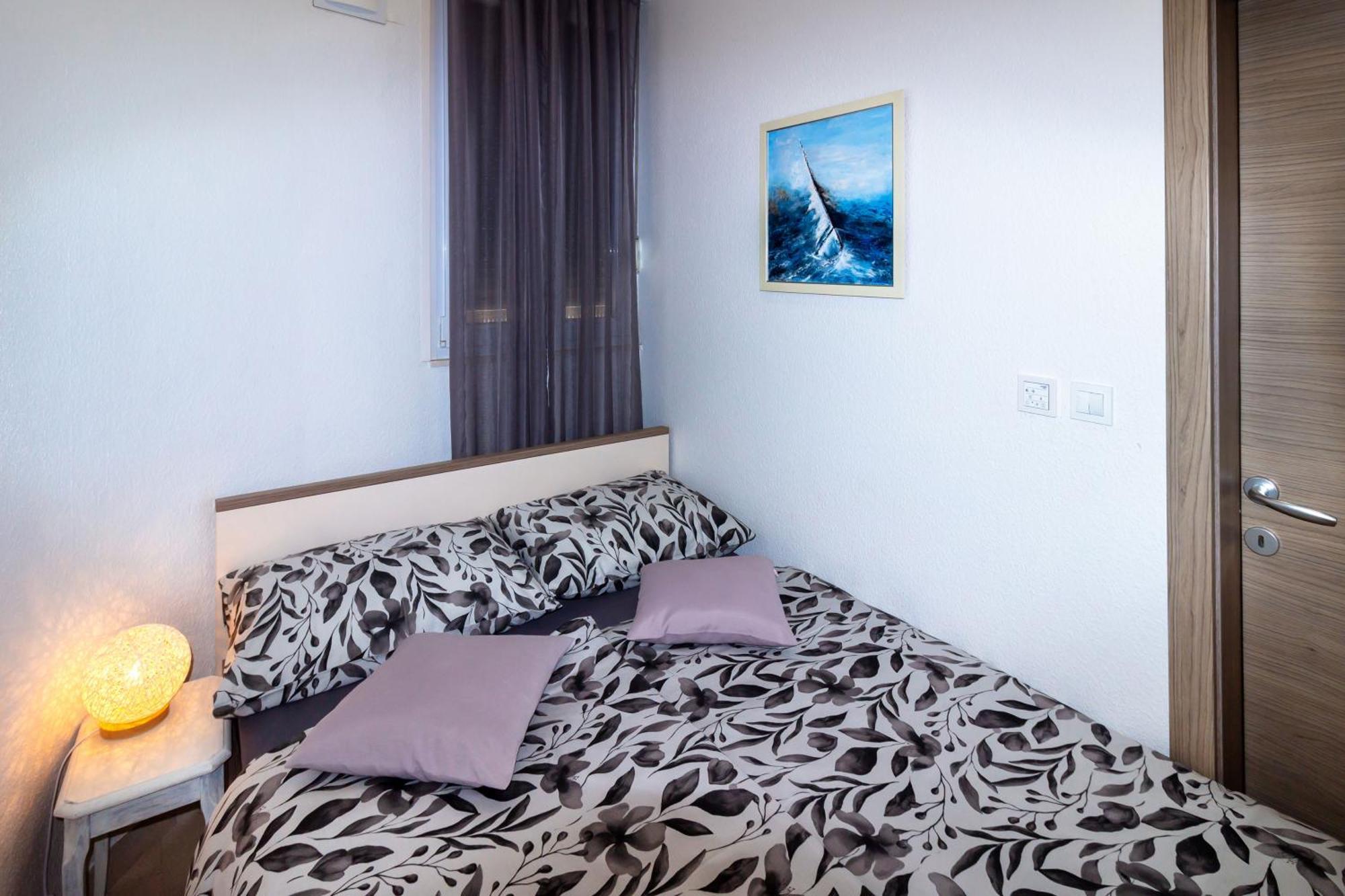 Moon Apartment Split Extérieur photo